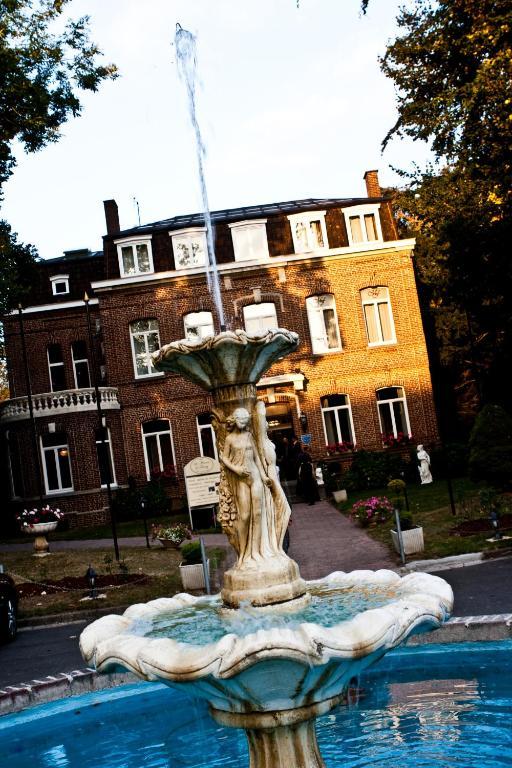 Logis Manoir De Fourcy Hotel Corbehem Exterior photo